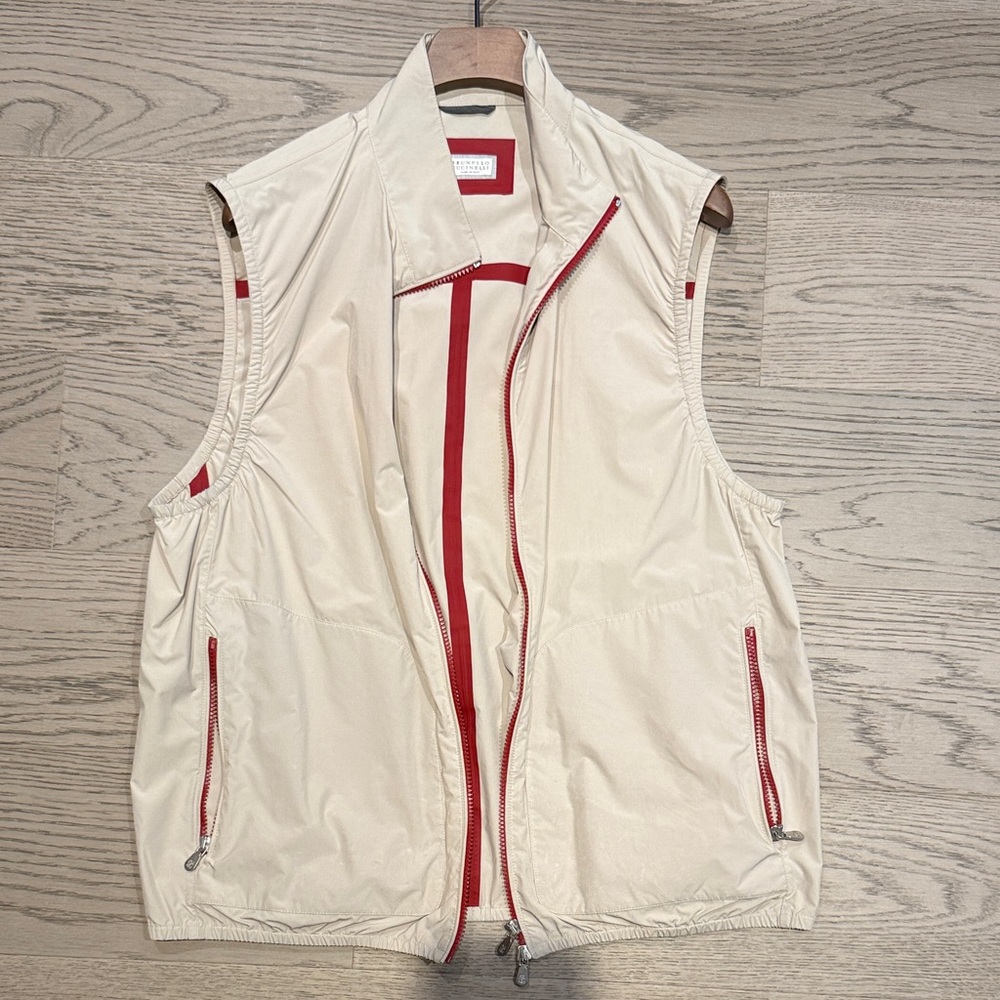 Brunello Cucinelli Men's Cream and Red Sleeveless Jacket